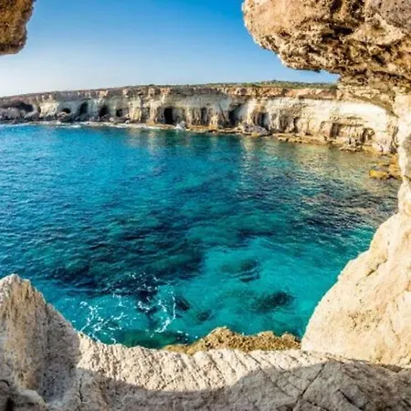 Villa Beautiful With Private Pool 1295 Paralimni
