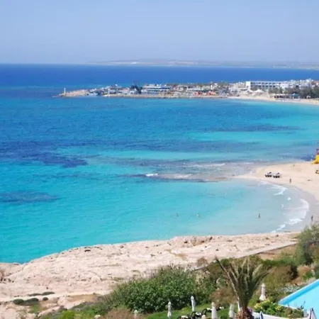 Beautiful With Private Pool 1295